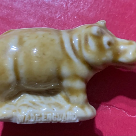 Wade England Collectible set of miniatures - Picture 12 of 16